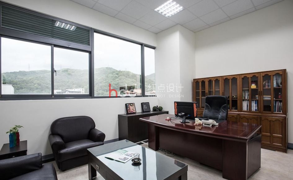 人文藝術環繞X LED燈展演! 顛覆想像的辦公空間-9.jpg