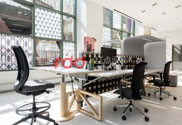 注意這3點(diǎn)廣州辦公室裝修忌諱,生意從此勢(shì)不可擋2.jpg 注意這3點(diǎn)廣州辦公室裝修忌諱,生意從此勢(shì)不可擋2.jpg